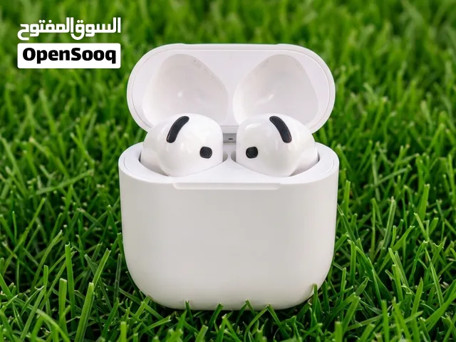 ابل ايربودز 4 (AirPods 4) - أصلية 100% بحالة ممتازة وكالجديدة