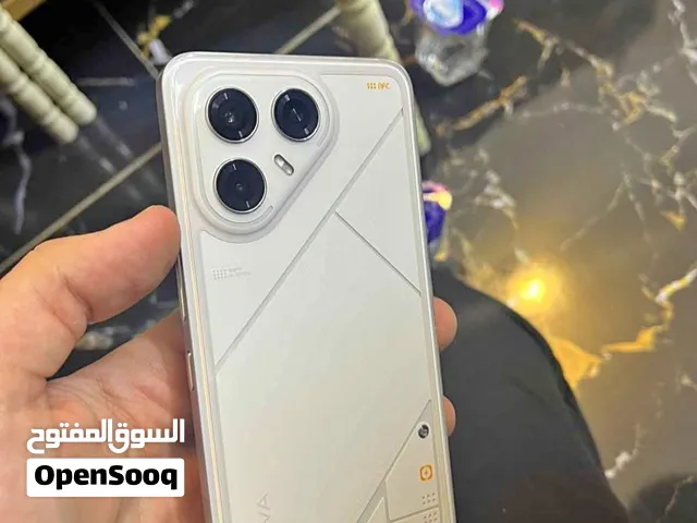 للبيع TECNO POVA 7 Ultra 5G الجهاز نضيف وقبل شهرين اخذته كامل ملحقاته