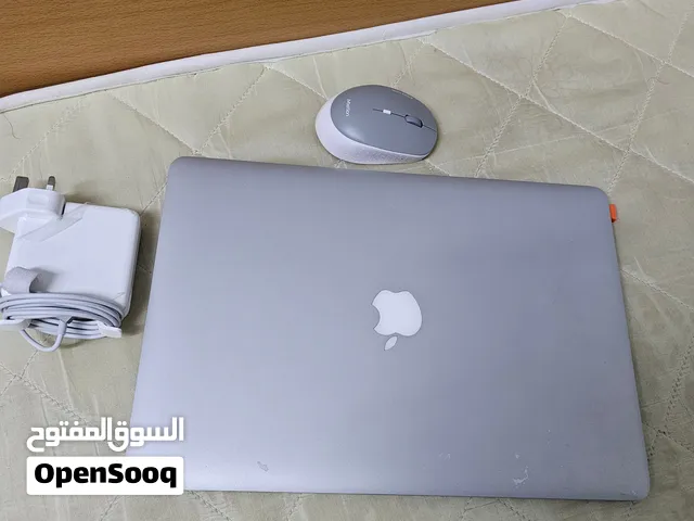 Apple laptop 2015