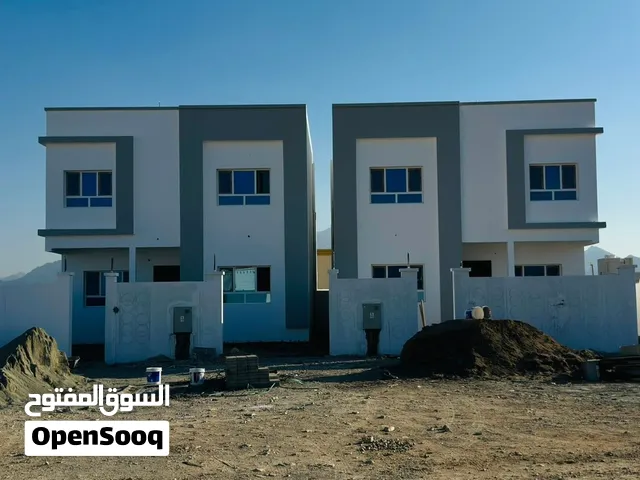 فيلا للبيع في العامرات مدينة النهضة مربع 14