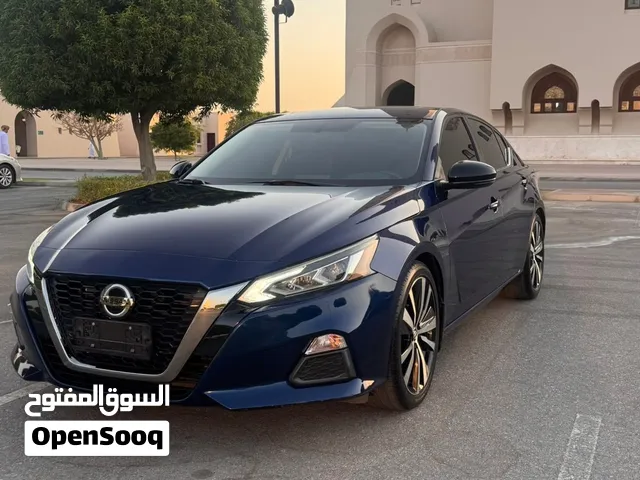 Used Nissan Altima in Muscat