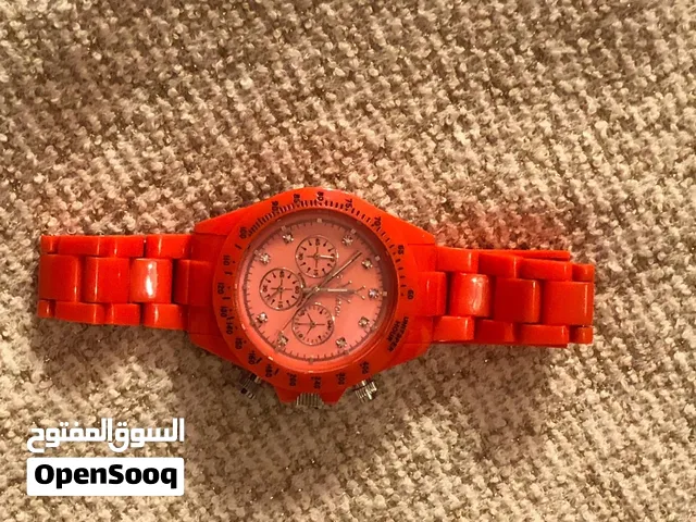 Watches - Sold individually ⃁ 50 - NEGOTIABLE
