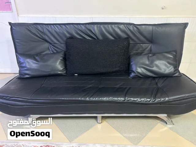 كرسي سرير حجم متوسط للبيع