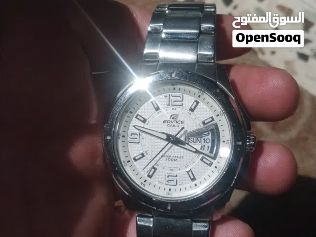 مجموعة ساعات مشكله اقرأ الوصف