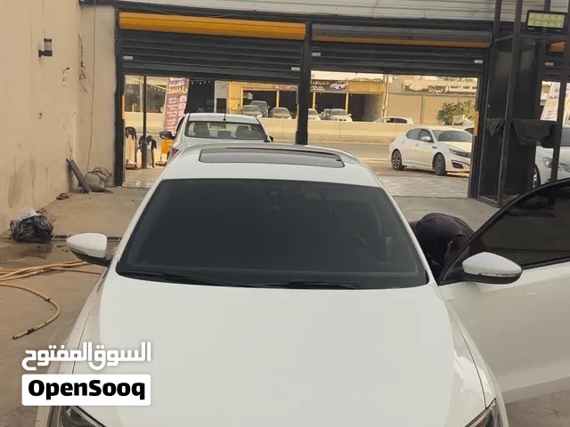 قولف جيتا موديل 2012 في العرصه  بحاله ممتازه جداً  جمرك فل