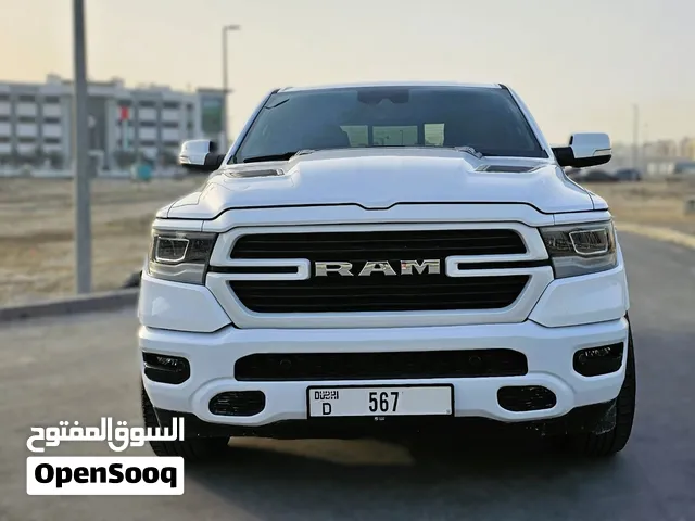 Well-maintained RAM Laramie 5.7L V8 HEMI