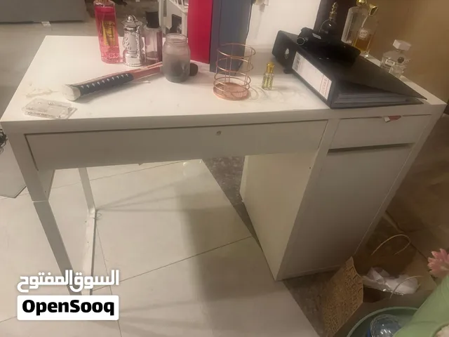 Desk ikea white