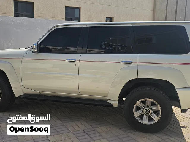 للبيع نيسان باترول سفاري