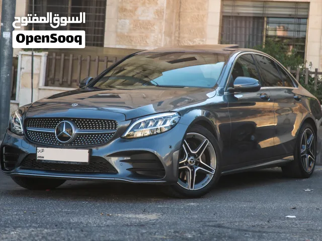 Mercedes C200 2019 Amg kit mild hybrid   السيارة وارد المانيا و مميزة جدا   محرك :  1500 سي سي