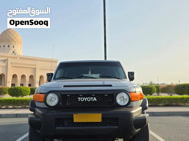 Used Toyota FJ in Muscat