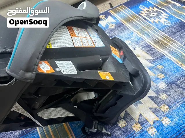 للبيع كرسي أطفال نفس الجديد