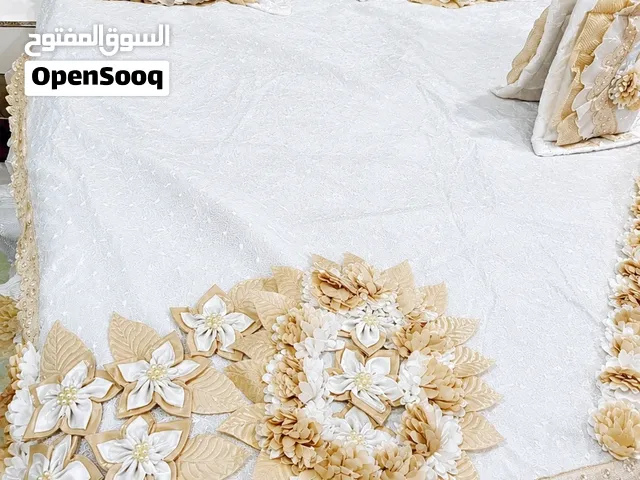 فرشة عرس نوع تركي ممتاز لون ذهبي فاقع