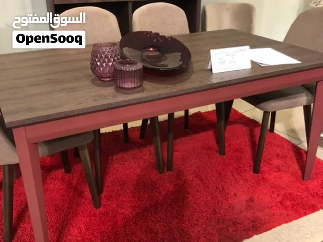 مكتبة وطاولة اكل من Dogtas