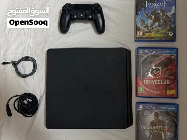 PS4 Slim + يد أصلية + 3 ألعاب أصلية حالة ممتازة