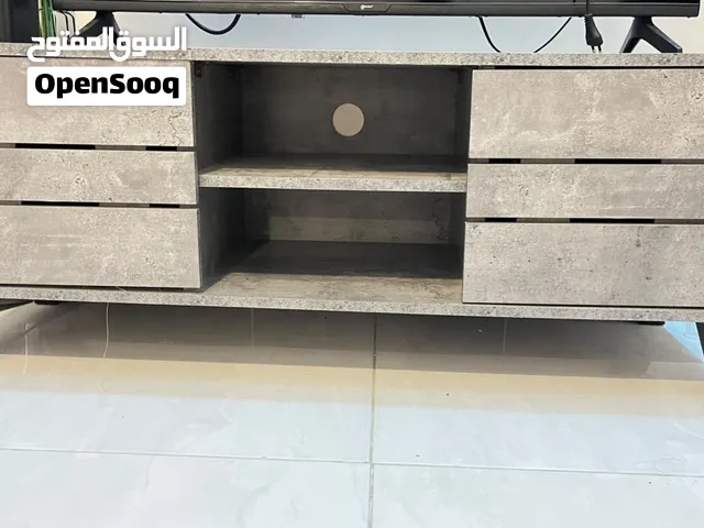 طاوله تلفاز رماديه كلاسيك