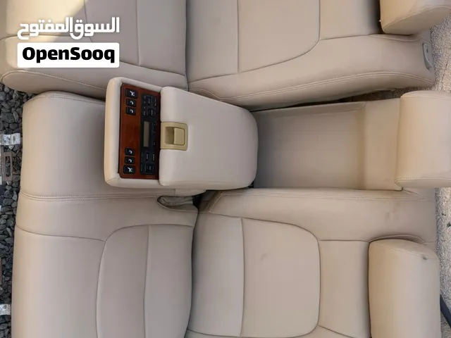 اغراض لكزس 400 موديل 99 نظيف هاف كت شارقه