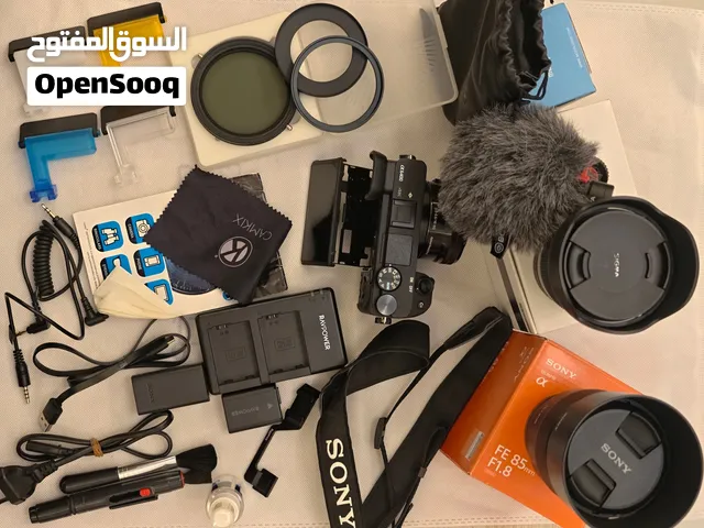 Sony Alpha A6400 + 3 Lenses كاميرا سوني الفا 6400 + 3 عدسات