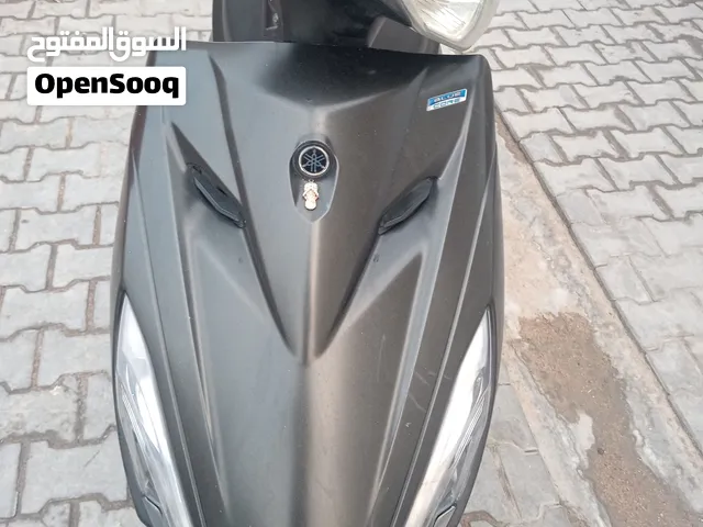السلام عليكم دراجة ياماها اكسزZموديل موديل 2018