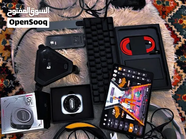 للبيع RedMagic Astra Gaming Tablet بحالة ممتازة ومعه بكج ألعاب كامل