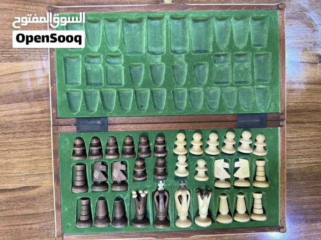 طقم شطرنج خشبي مميز (قابل للطي مع حافظة داخلية)