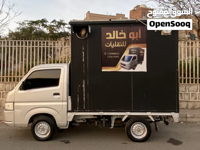 دباب كاري 2023  ماشي 6500 صندوق ارتفاعه 2 متر تصميم خارجي لمطعم متنقل