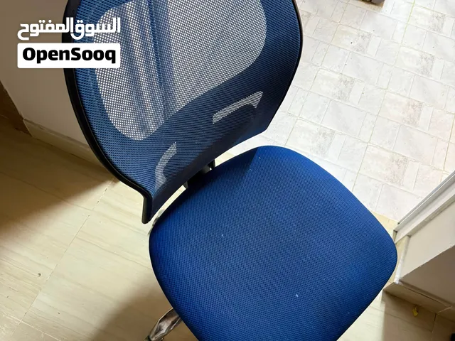 كراسي مكتب بحالة جيدة جدا
