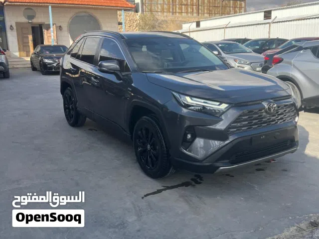 Used Toyota RAV 4 in Zarqa