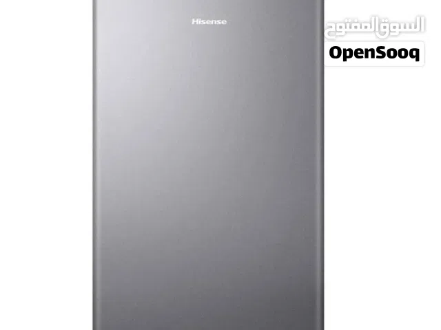 ثلاجة Hisense  صغيرة بحالة ممتازة استعمال بسيط ستانلس ستيل الإضاءة الداخلية LED تصنيف الطاقة: A+