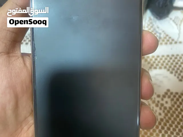 16برو ماكس مبدل شاشه فقط وبيه نقطه سوده فوك ضهرمكسورمخليله لزكه كلشي شغال بصمه كامرات كلشي سعر825