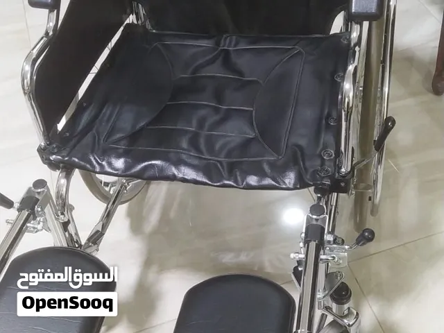 كرسي متحرك بشكل جديد
