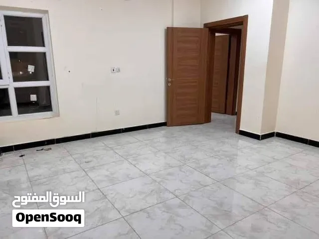 شقة للبيع في مجمع الأمل السكني 2 بموقع مميز جداً وسعر قابل للتفاوض
