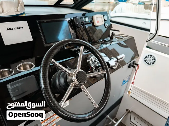 *للبيع  Axopar 37 مع كبينه وتكييف