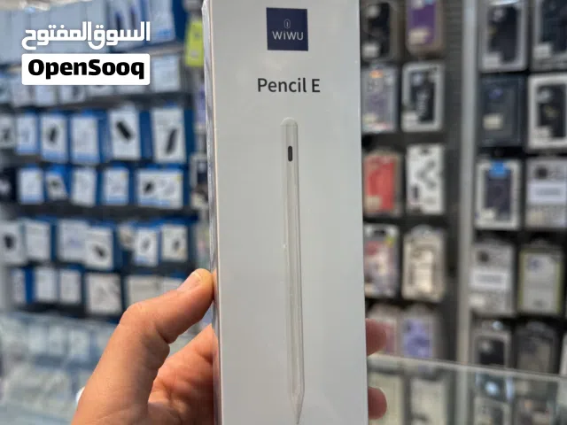 Pencil E wiwu جدديد مكفول سنه ونص