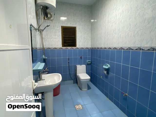 ROOM FOR RENT – AL KHUWAIR