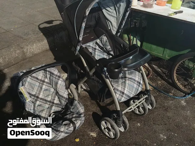 عرباية اطفال مع كوت 40 دينار قابل للتفاوض