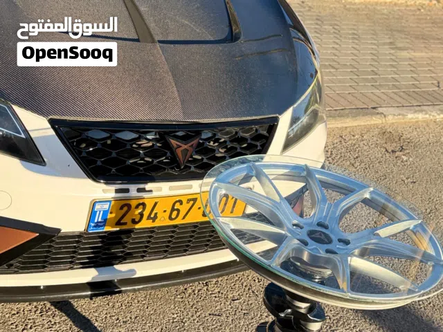 الطاولة يلي لازم تكون عند كل محب للسيارات
