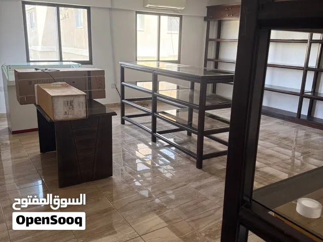 مكتب الإيجار بنايه البنك الأهلي خلف بيتزا هت