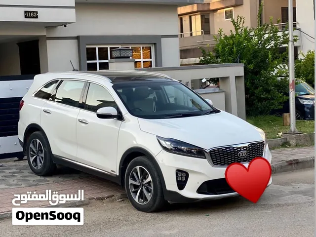 Used Kia Sorento in Basra