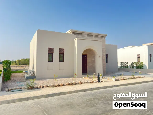 فيلا فاخرة بغرفتين للبيع في هوانا صلالة – إطلالة مميزة