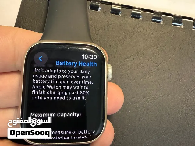 Apple Watch S8 45mmStarlight Aluminum Case