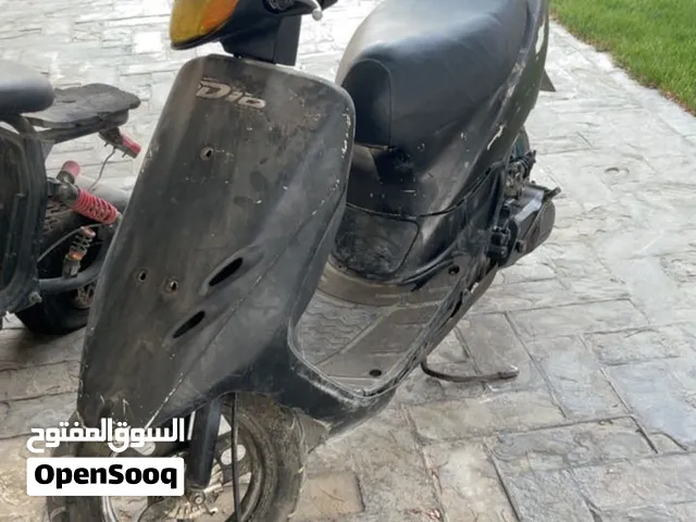أبو شراع للبيع أو للبدل بأي شي السعر350 الدراجة تشتغل من اول نقرة