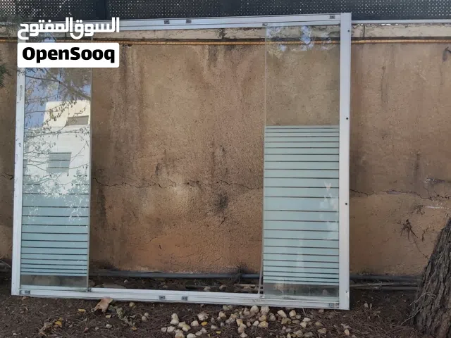 شور درفتين مع حاجز زجاج اضافي للبيع