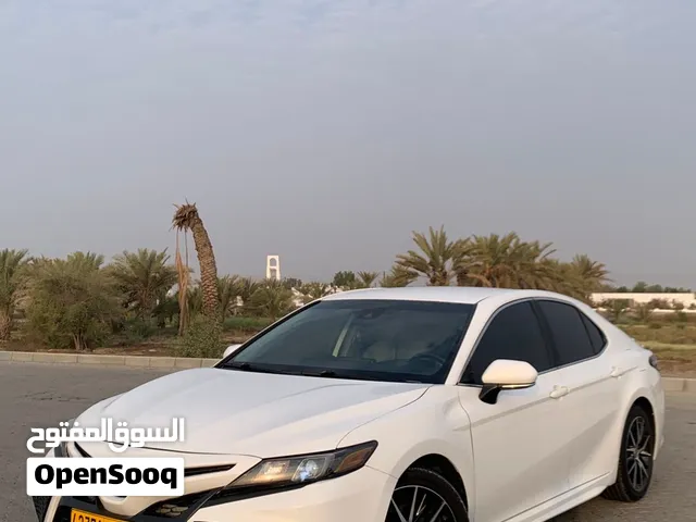 تويوتا كامري 2022 SE حادث بسيط بحالة ممتازة قابل للتفاوض بحدود فففالمعقول، التواجد/صحم
