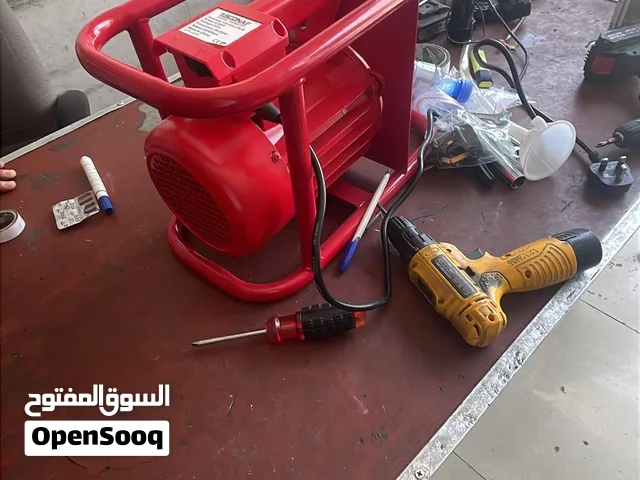هزاز خرسانه لإيجار اليومي