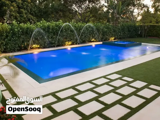فني شبكات الري الثابت ومنسق حدائق ومهندس زراعي