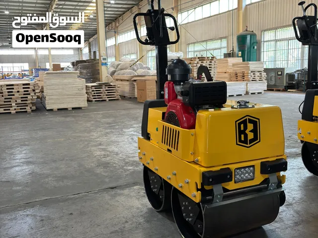مدحلة دك تربة وطرق BM600