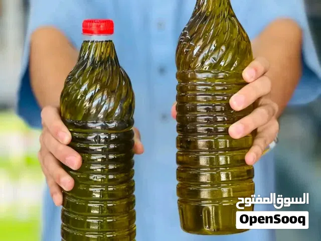 زيت زيتون عباره عن سمن بلدي ماشاء الله تبارك الرحمن.