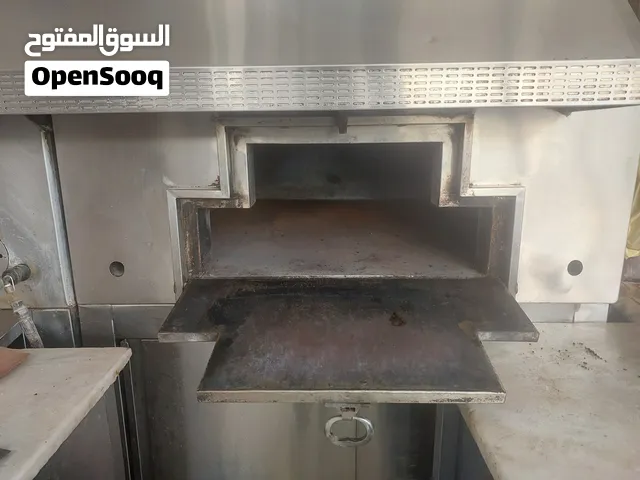 فرن لحم بعجين ومعجنات