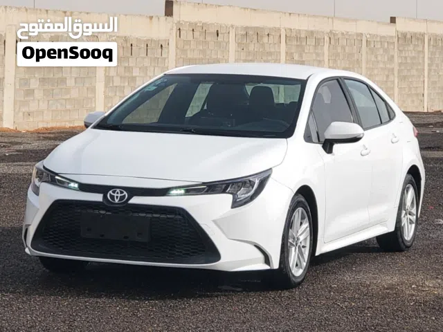 تويوتا كورولا 2022 مستعملة – بحالة جيدة