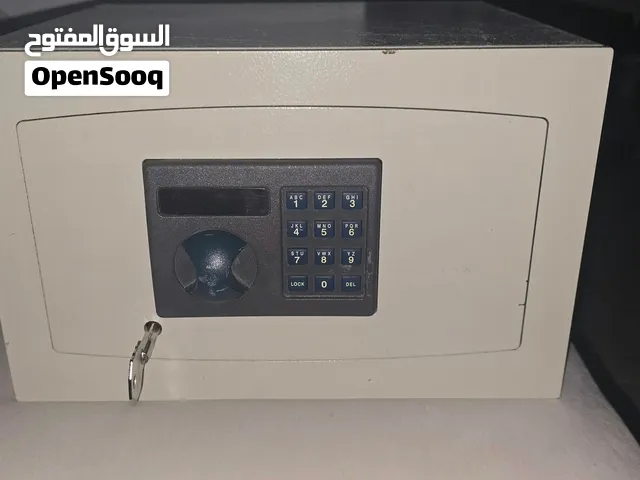 خزنه فندقيه او منزليه ديجييتال35*25*20